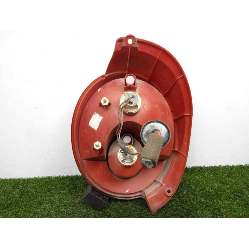 Recambio de piloto trasero derecho para chevrolet matiz 1.0 cat referencia OEM IAM 300412R 05-11 