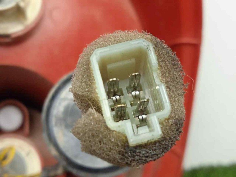 Recambio de piloto trasero derecho para chevrolet matiz 1.0 cat referencia OEM IAM 300412R 05-11 