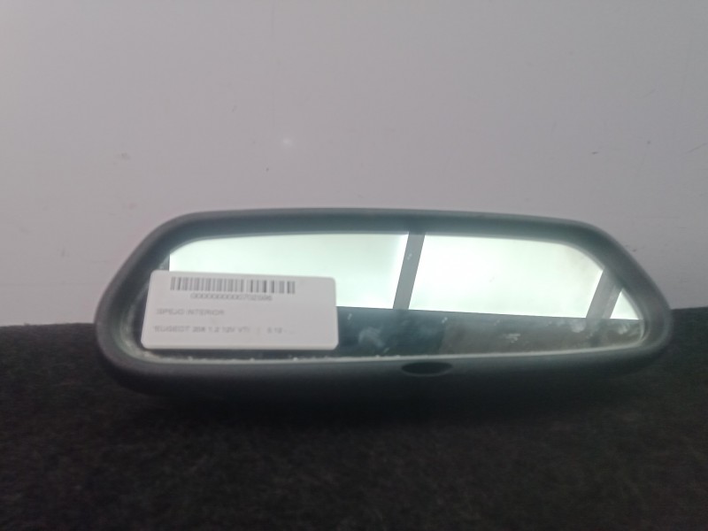 Recambio de espejo interior para peugeot 208 1.2 12v vti referencia OEM IAM 96864409XT  