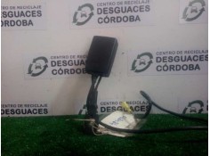 Recambio de enganche cinturon delantero izquierdo para mercedes-benz clase clk (w209) coupe 2.7 cdi 20v cat referencia OEM IAM A
