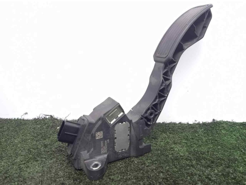 Recambio de potenciometro pedal para toyota auris 1.4 turbodiesel cat referencia OEM IAM 7811002011-01213451539  