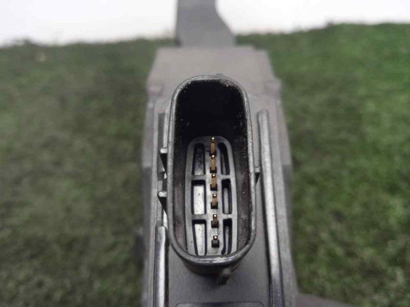 Recambio de potenciometro pedal para toyota auris 1.4 turbodiesel cat referencia OEM IAM 7811002011-01213451539  