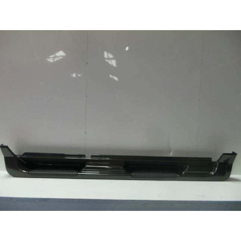 Recambio de estribo para kia sportage referencia OEM IAM P83701F010 NUEVO ESTRIBERAS