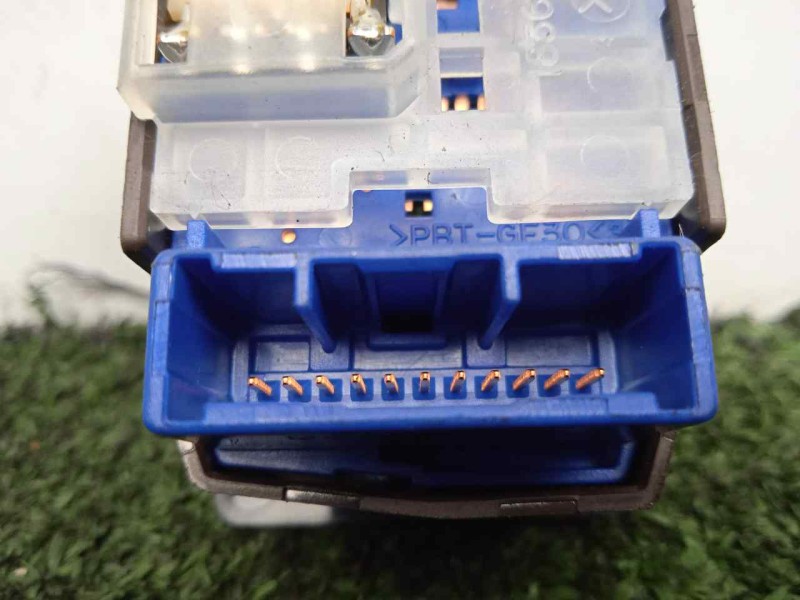 Recambio de mando retrovisor para toyota auris 1.4 turbodiesel cat referencia OEM IAM 8487002060  