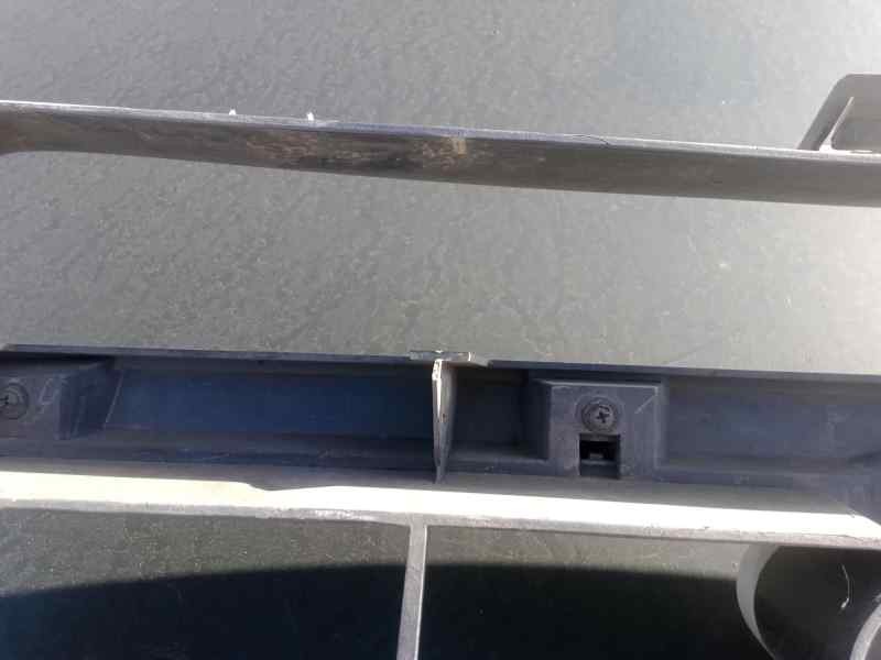 Recambio de rejilla delantera para ford ranger (et) 2.5 tdci cat referencia OEM IAM  TARA 