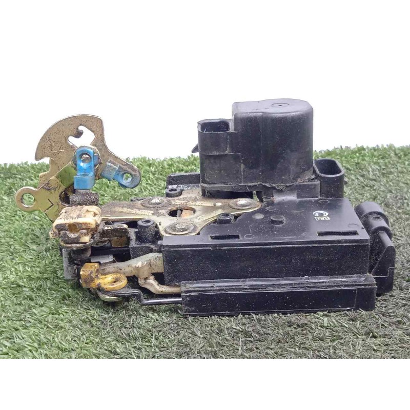 Recambio de cerradura puerta delantera izquierda para daewoo kalos 1.4 cat referencia OEM IAM SINREFERENCIA 2.PINES 