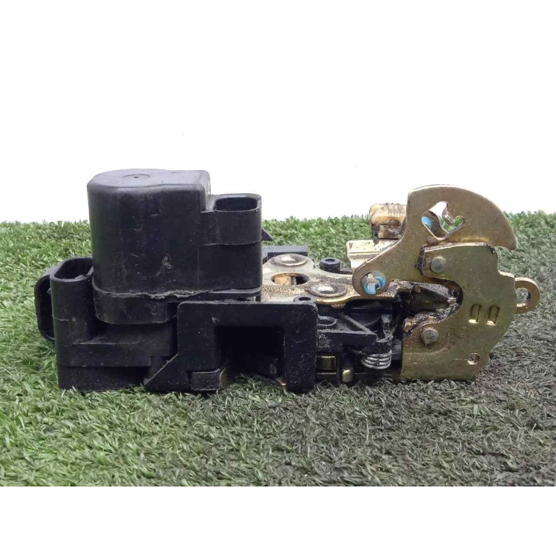 Recambio de cerradura puerta delantera izquierda para daewoo kalos 1.4 cat referencia OEM IAM SINREFERENCIA 2.PINES 