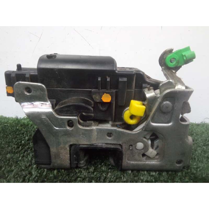 Recambio de cerradura puerta delantera derecha para iveco daily pr 2.3 diesel cat referencia OEM IAM  2010-... 