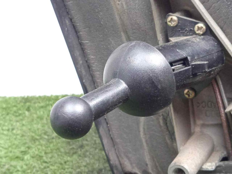 Recambio de retrovisor izquierdo para daewoo kalos 1.4 cat referencia OEM IAM SINREFERENCIA MANUAL NEGRO