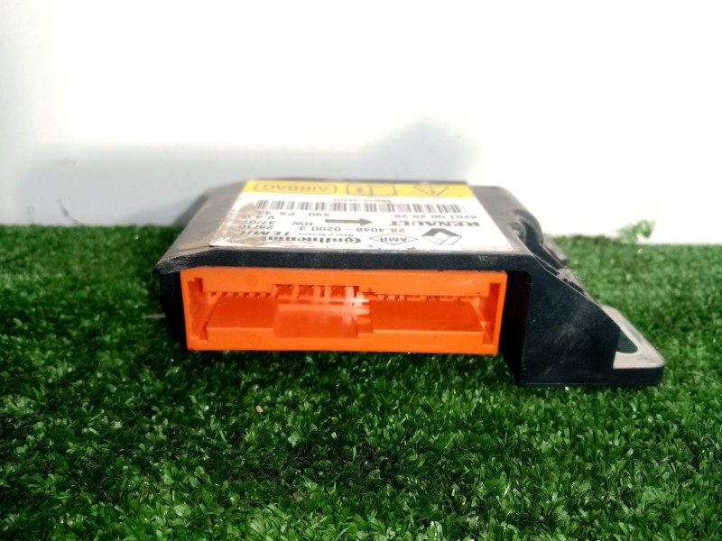 Recambio de centralita airbag para dacia sandero 1.5 dci diesel cat referencia OEM IAM 28404802003-8201002829  