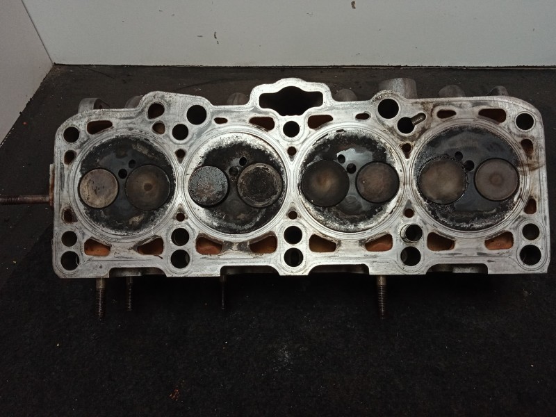 Recambio de culata para seat leon (1m1) 1.9 tdi referencia OEM IAM 038109373E  