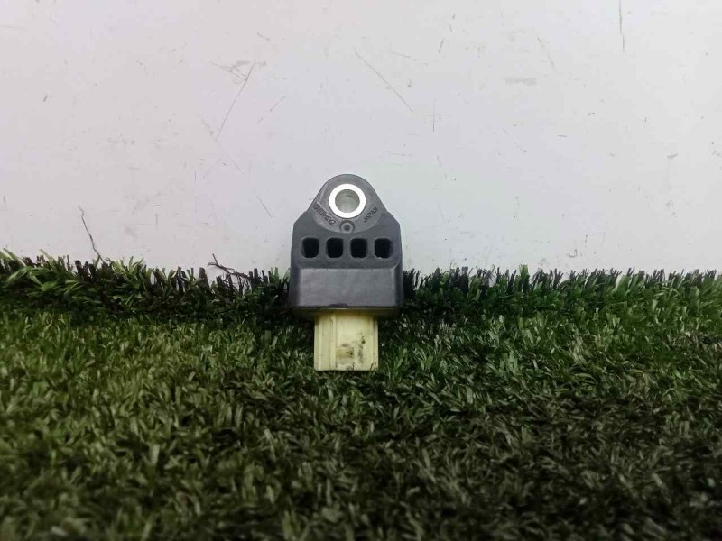 Recambio de sensor impacto airbag para subaru impreza g12 2.0 cat referencia OEM IAM 98231FG000  