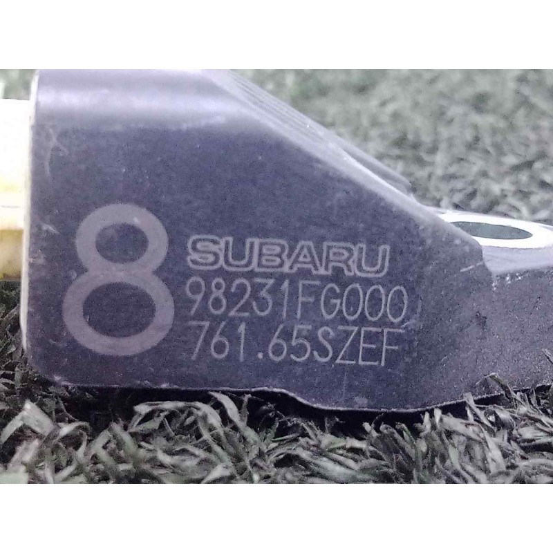 Recambio de sensor impacto airbag para subaru impreza g12 2.0 cat referencia OEM IAM 98231FG000  