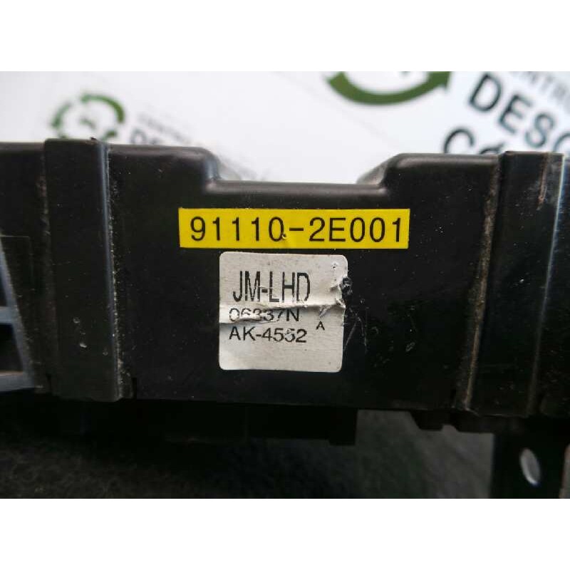 Recambio de caja reles / fusibles para hyundai tucson (jm) 2.0 crdi cat referencia OEM IAM 911102E001  