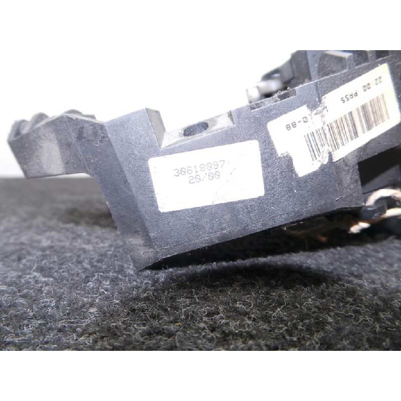 Recambio de mando intermitentes para volvo s40 berlina 1.6 cat referencia OEM IAM 30618097  TRW