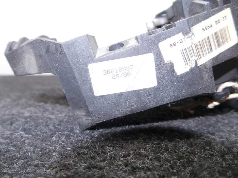 Recambio de mando intermitentes para volvo s40 berlina 1.6 cat referencia OEM IAM 30618097  TRW