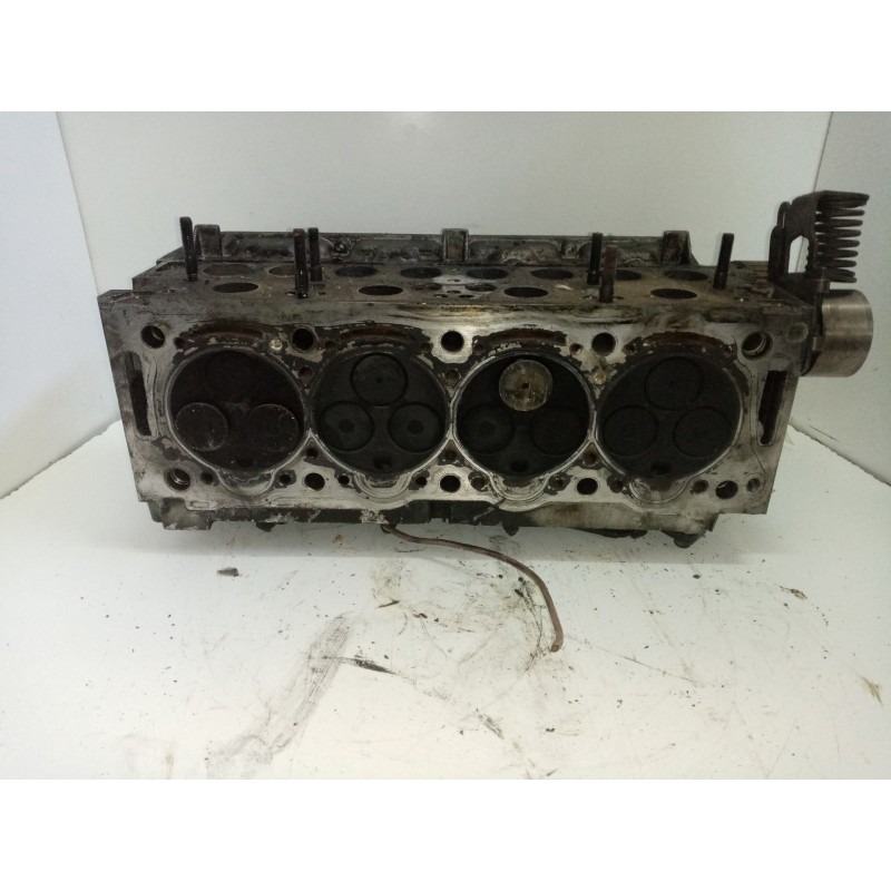 Recambio de culata para citroën xantia berlina 2.1 turbodiesel referencia OEM IAM 9431207021-P8C  