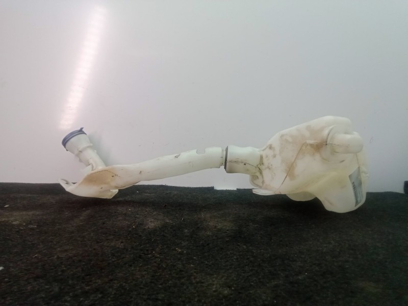 Recambio de deposito limpia para peugeot 208 1.2 12v vti referencia OEM IAM 9683988880  