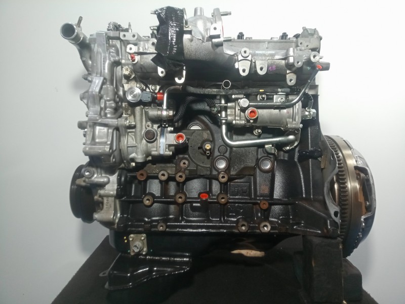 Recambio de motor completo para toyota hilux (kun) referencia OEM IAM 2GDFTV DENSO SIN TAPA BALANCINES