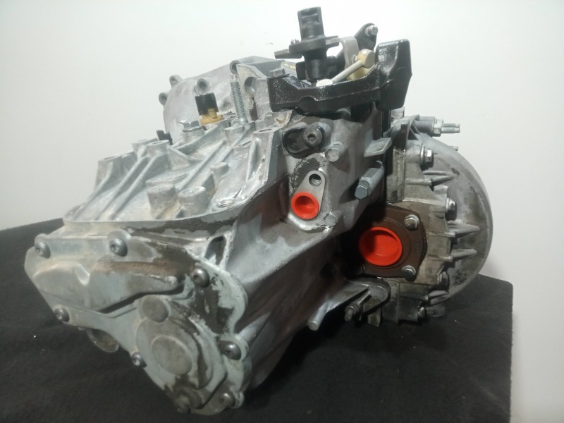 Recambio de caja cambios para citroën c5 berlina 2.0 hdi fap cat (rh02 / dw10cted4) referencia OEM IAM 20MB28 6.VELOCIDADES MANU