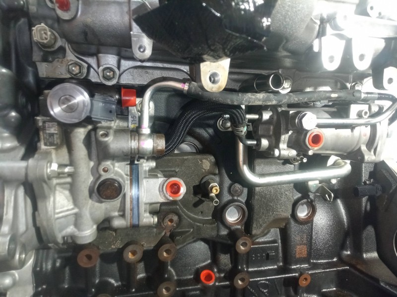 Recambio de motor completo para toyota hilux (kun) referencia OEM IAM 2GDFTV DENSO SIN TAPA BALANCINES