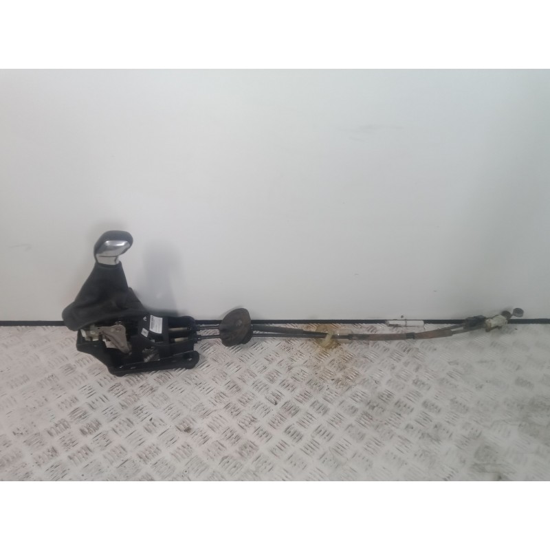 Recambio de palanca cambio para peugeot 208 1.2 12v vti referencia OEM IAM 1000413815  