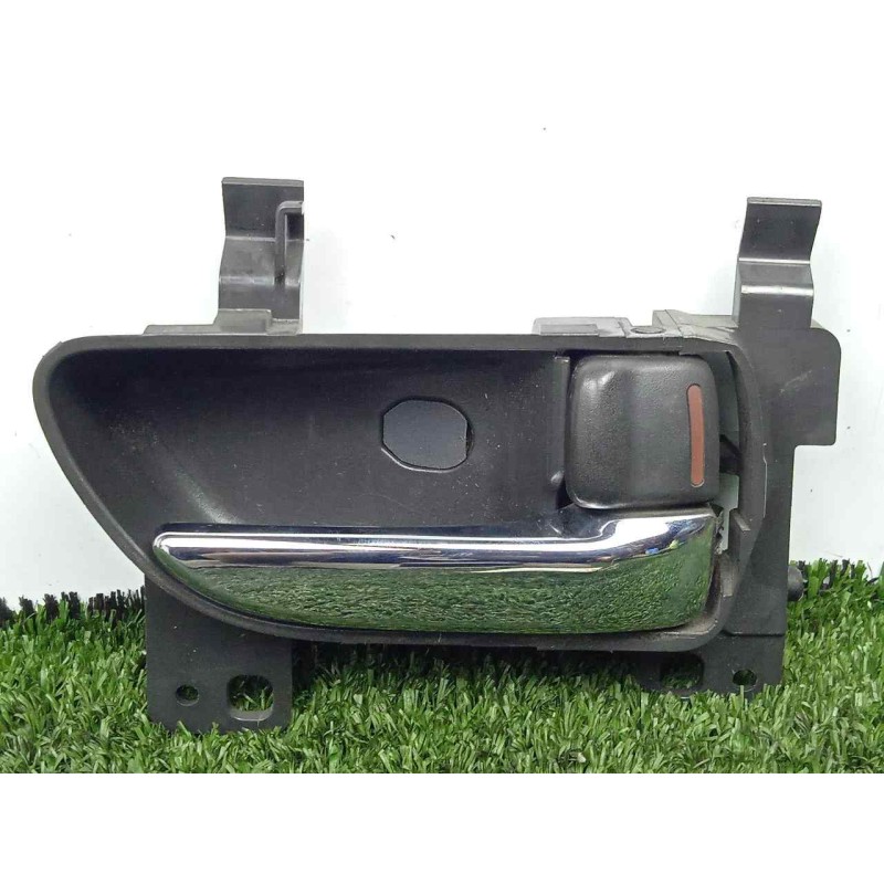 Recambio de maneta interior delantera derecha para subaru impreza g12 2.0 cat referencia OEM IAM 61051FG021JG  