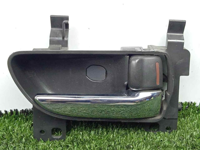 Recambio de maneta interior delantera derecha para subaru impreza g12 2.0 cat referencia OEM IAM 61051FG021JG  