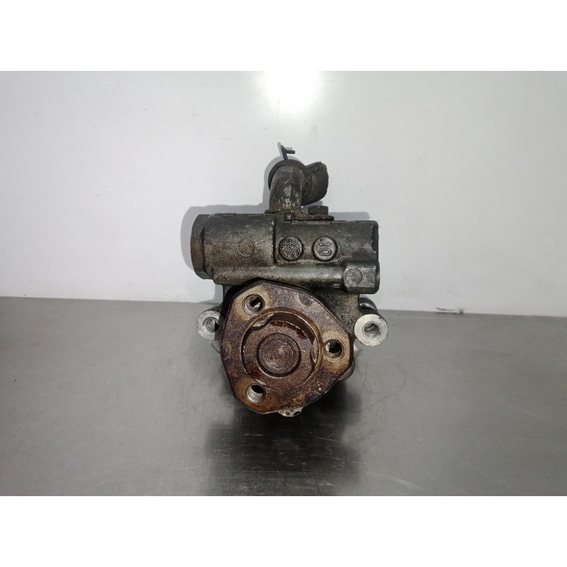Recambio de bomba direccion para seat ibiza (6k1) referencia OEM IAM 6M0422154F  SIN.POLEA