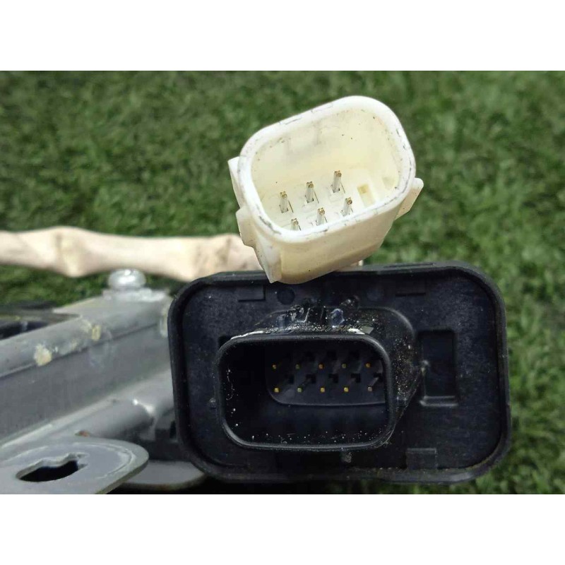 Recambio de maneta exterior delantera izquierda para subaru impreza g12 2.0 cat referencia OEM IAM 61142FG030  