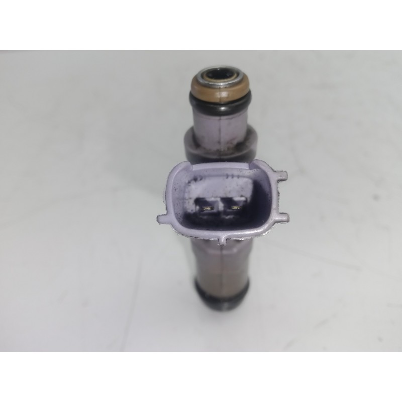 Recambio de inyector para lexus is200 (gxe10) sport cross referencia OEM IAM 2325070120 2.PINES 