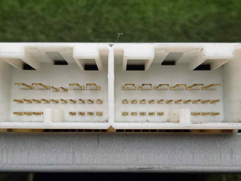 Recambio de centralita cambio automatico para chevrolet aveo 1.4 cat referencia OEM IAM 96433179  