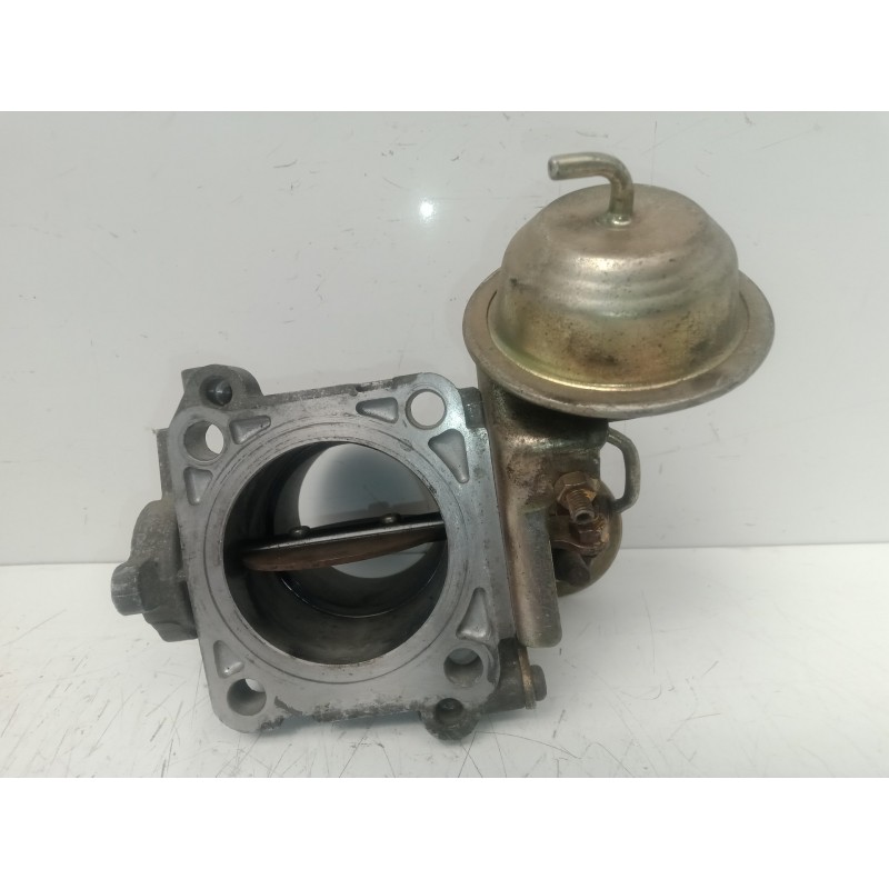 Recambio de caja mariposa para toyota avensis berlina (t 22) 2.0 turbodiesel cat referencia OEM IAM 64020-0111  