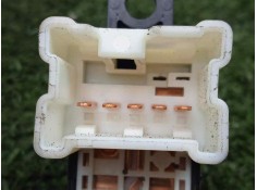 Recambio de mando elevalunas delantero derecho para subaru impreza g12 2.0 cat referencia OEM IAM 83071FG110   2