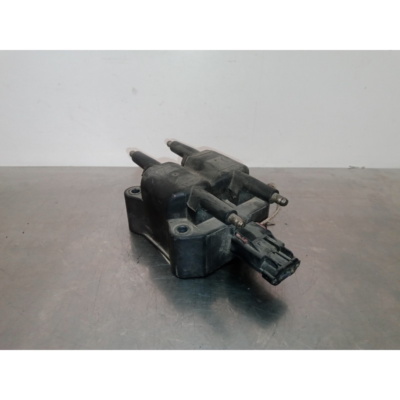 Recambio de bobina encendido para chrysler voyager (gs) 2.0 16v cat referencia OEM IAM 05269670  