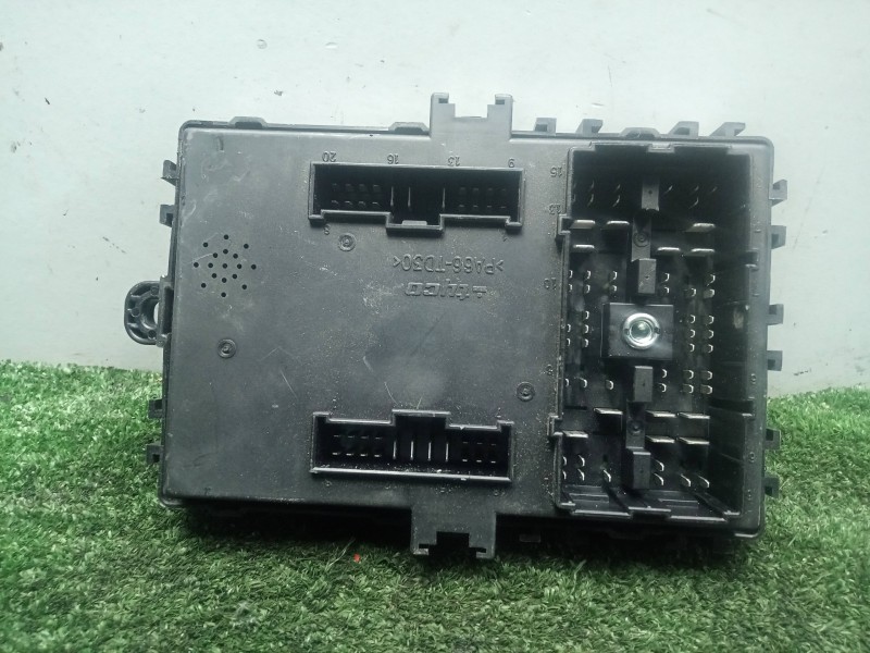 Recambio de caja reles / fusibles para chevrolet aveo 1.4 cat referencia OEM IAM 96651964  