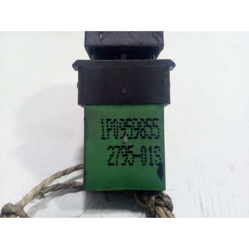 Recambio de mando elevalunas trasero izquierdo para seat leon (1p1) 1.9 tdi referencia OEM IAM 1P0959855  4.PINES