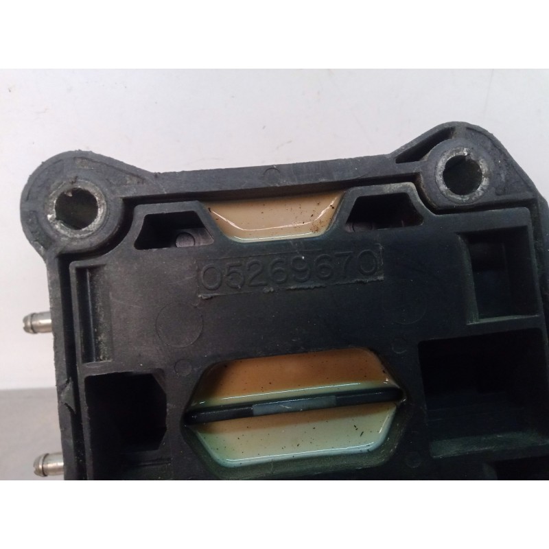 Recambio de bobina encendido para chrysler voyager (gs) 2.0 16v cat referencia OEM IAM 05269670  