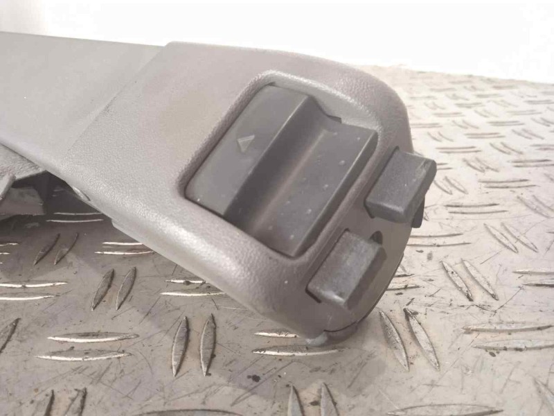 Recambio de bandeja trasera para renault scenic ii 1.9 dci diesel referencia OEM IAM 8200278676 ENROLLABLE 