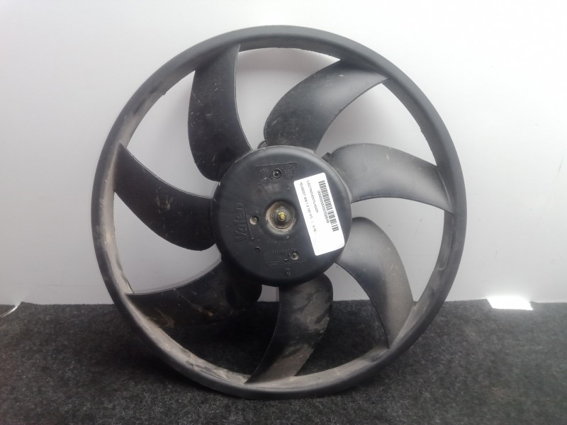 Recambio de electroventilador para peugeot 208 1.2 12v vti referencia OEM IAM M159984-8023M00007  