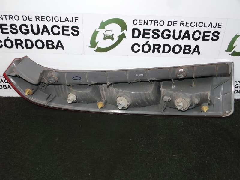 Recambio de piloto trasero derecho para honda stream (rn1/3) 1.7i es referencia OEM IAM   