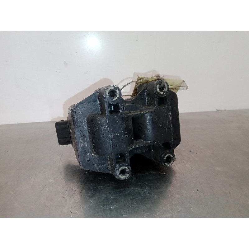 Recambio de bobina encendido para opel vectra b berlina 1.8 16v cat referencia OEM IAM 2526055A  
