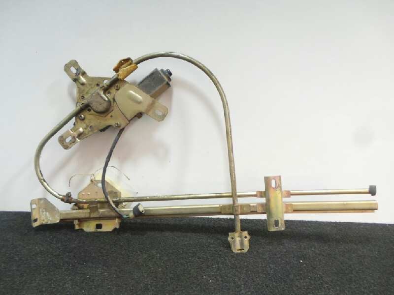 Recambio de elevalunas delantero derecho para ssangyong family 2.5 d referencia OEM IAM 8686003100 ELECTRICO 2 PINES