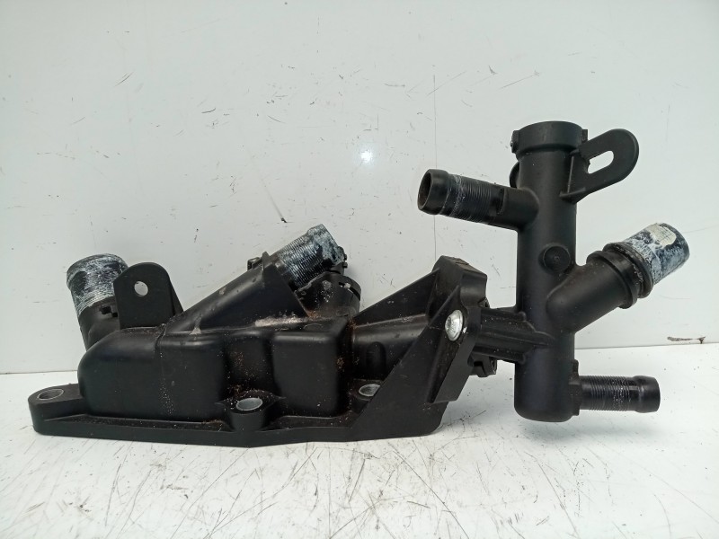 Recambio de termostato para dacia sandero 0.9 tce cat referencia OEM IAM 110608635R CUERPO 