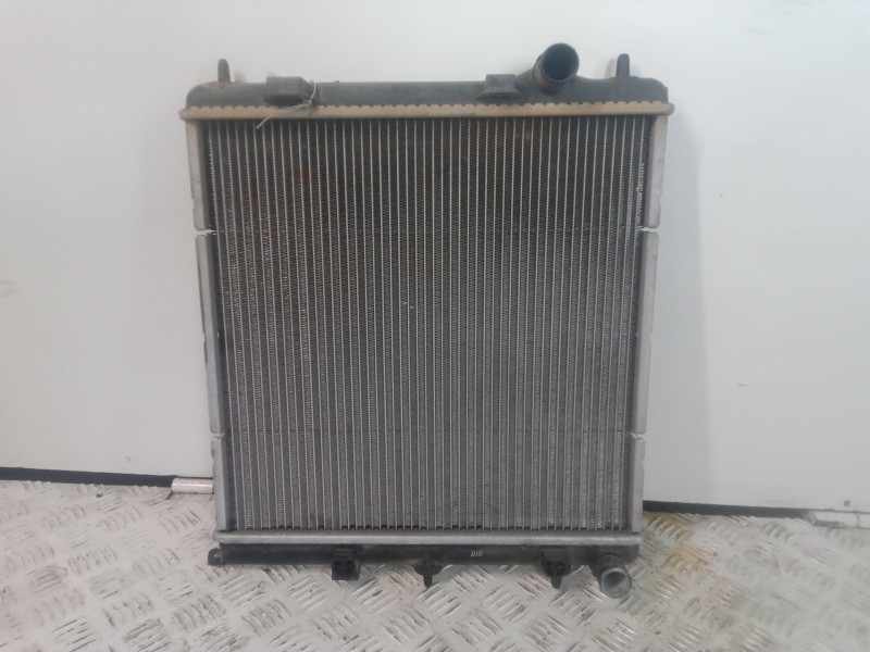 Recambio de radiador agua para peugeot 208 1.2 12v vti referencia OEM IAM 870860300-95007T01  