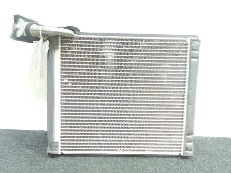 Recambio de radiador calefaccion / aire acondicionado para toyota auris 1.4 turbodiesel cat referencia OEM IAM 12P07B3395E  