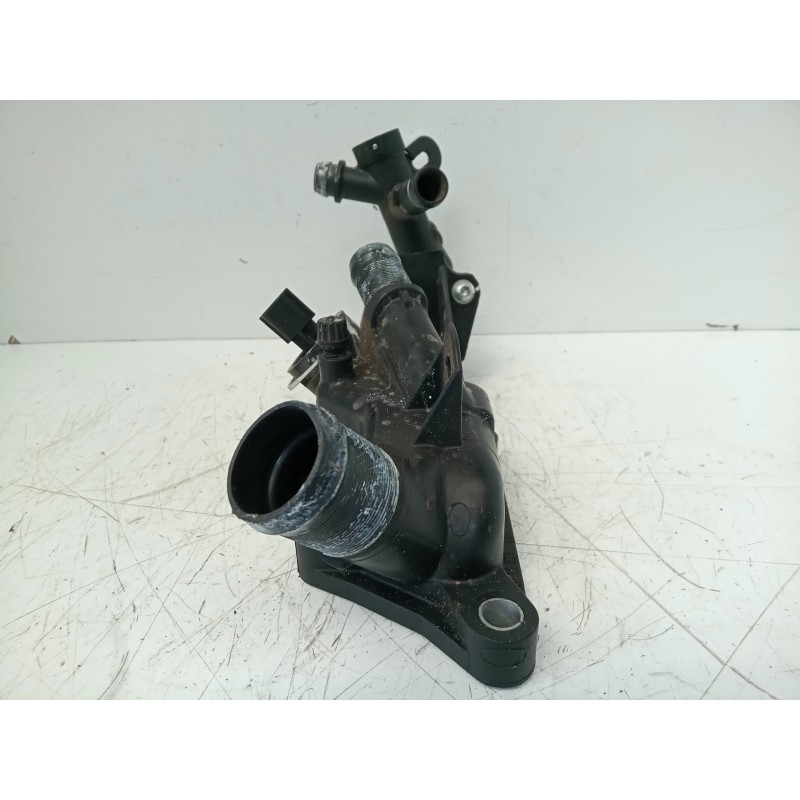 Recambio de termostato para dacia sandero 0.9 tce cat referencia OEM IAM 110608635R CUERPO 