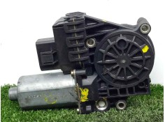 Recambio de motor elevalunas delantero derecho para audi allroad quattro (4b5) 2.5 v6 24v tdi referencia OEM IAM 0130821774-2502