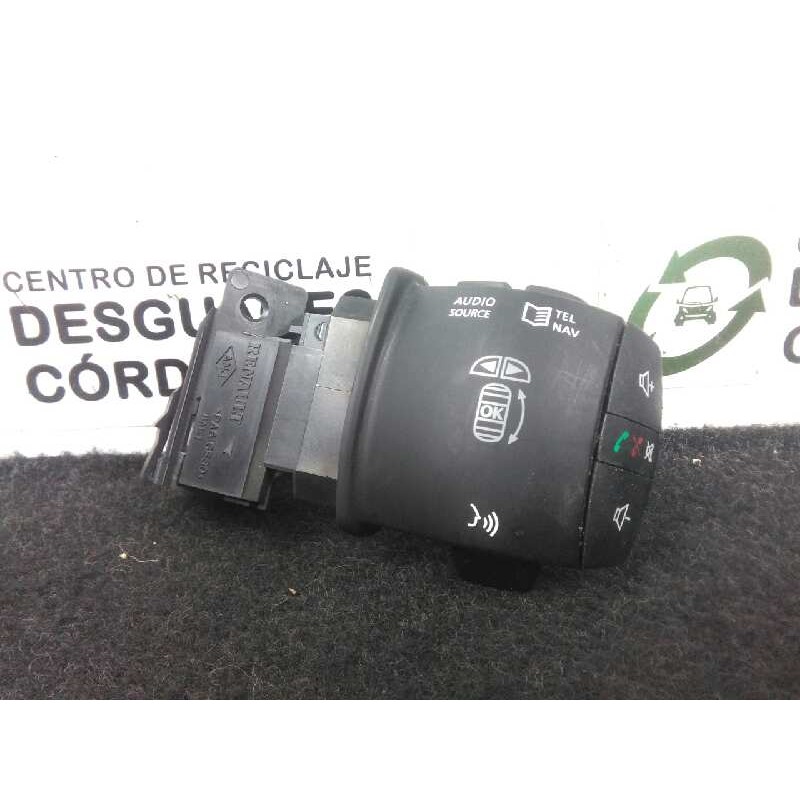 Recambio de mando volante para renault laguna iii 2.0 dci diesel fap referencia OEM IAM 255520014R  