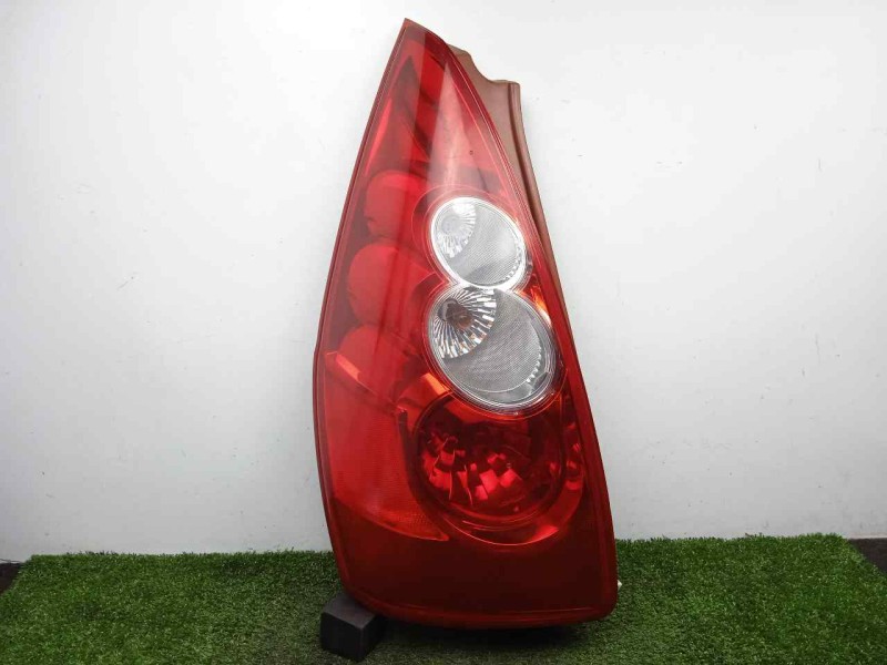 Recambio de piloto trasero izquierdo para mazda 5 berl. (cr) 2.0 diesel cat referencia OEM IAM SINREFERENCIA  